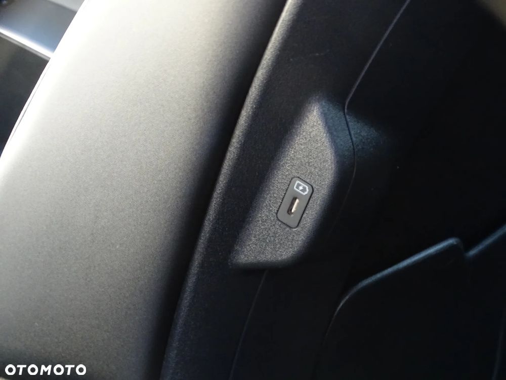 Kia Niro 1.6 GDI Hybrid L - 19