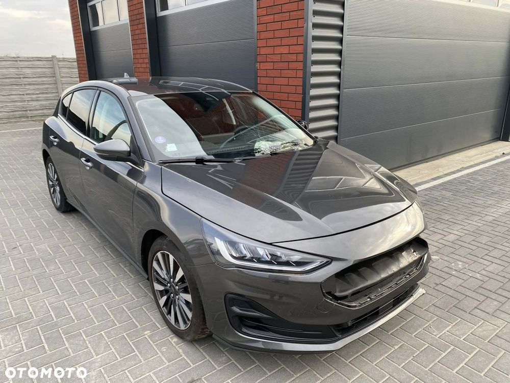 Ford Focus 1.0 EcoBoost mHEV Connected - 6