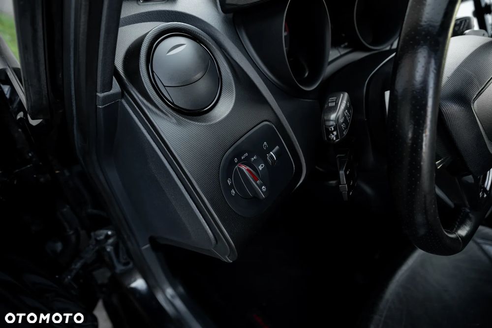 Seat Ibiza SC 1.4 TSI Cupra DSG - 35
