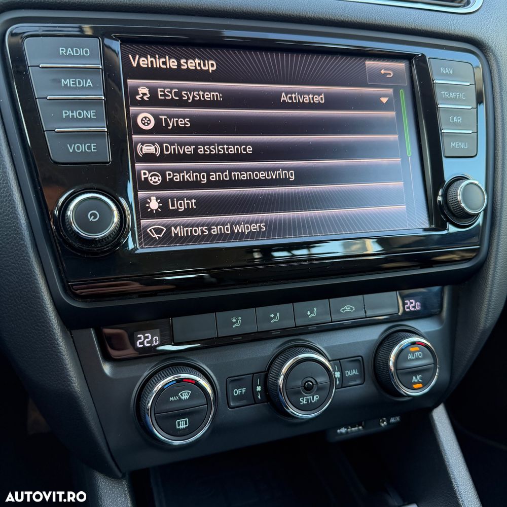 Skoda Octavia 1.6 TDI GREENLINE - 11