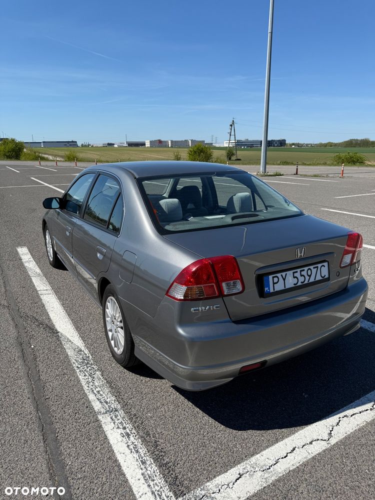Honda Civic 1.7 LX - 7