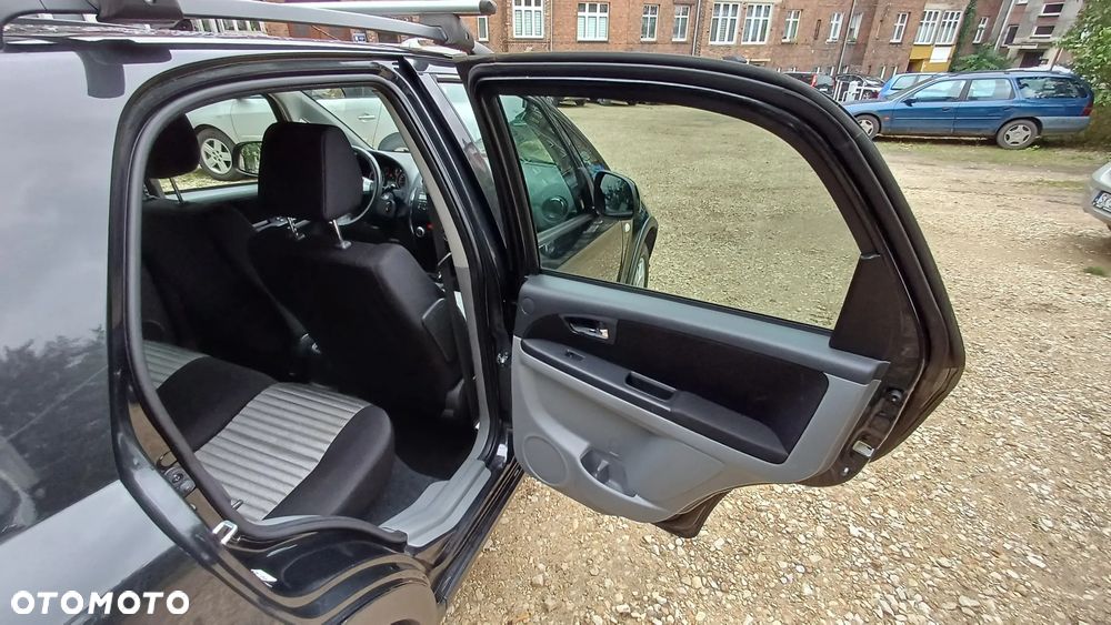 Suzuki SX4 1.6 Comfort 4WD - 20