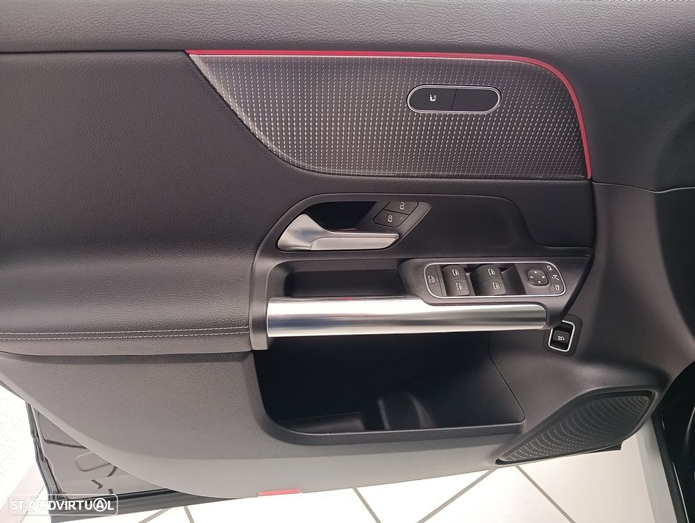 Mercedes-Benz EQA - 15