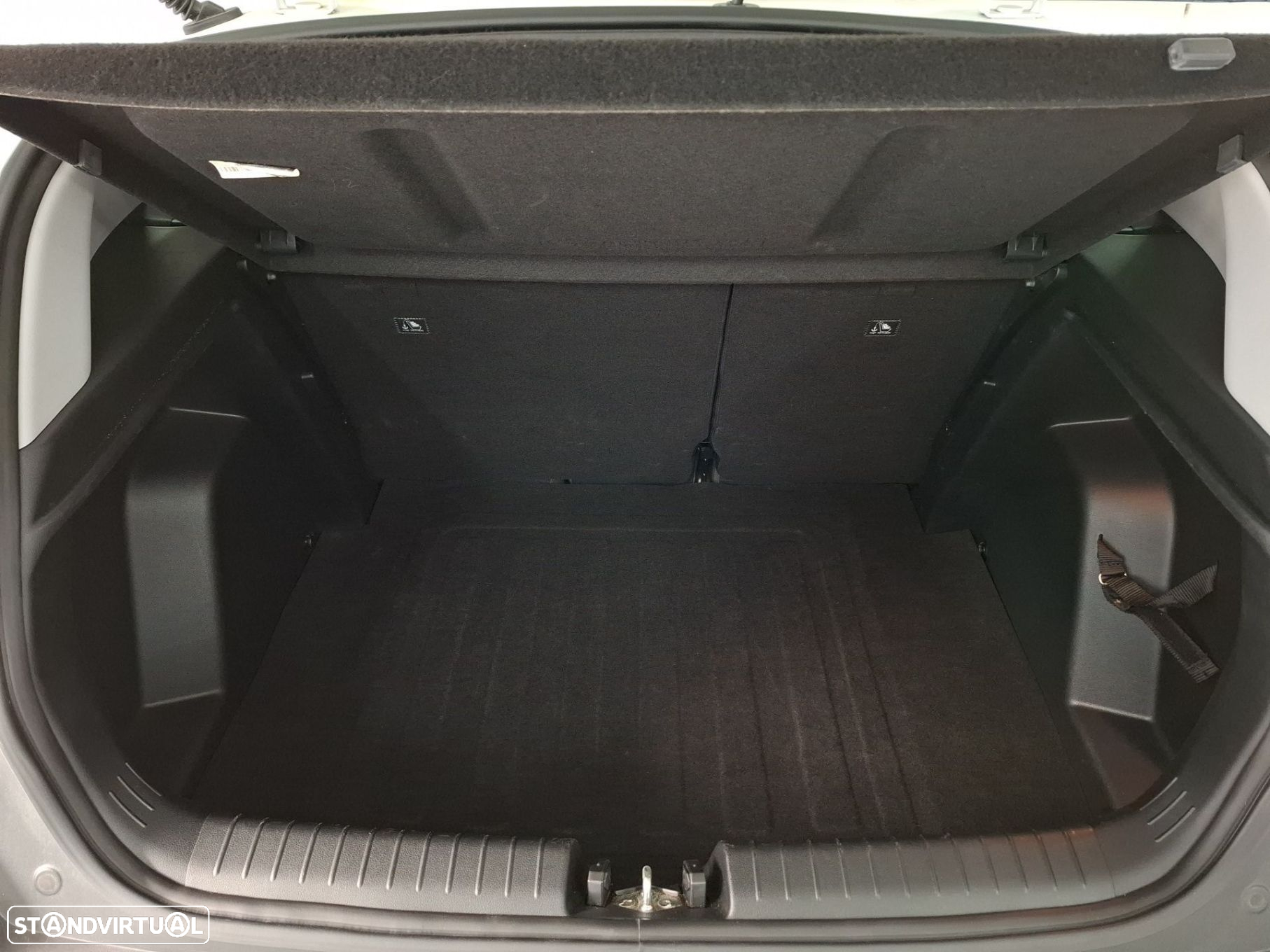 Hyundai Bayon 1.0 T-GDI Premium TT - 23