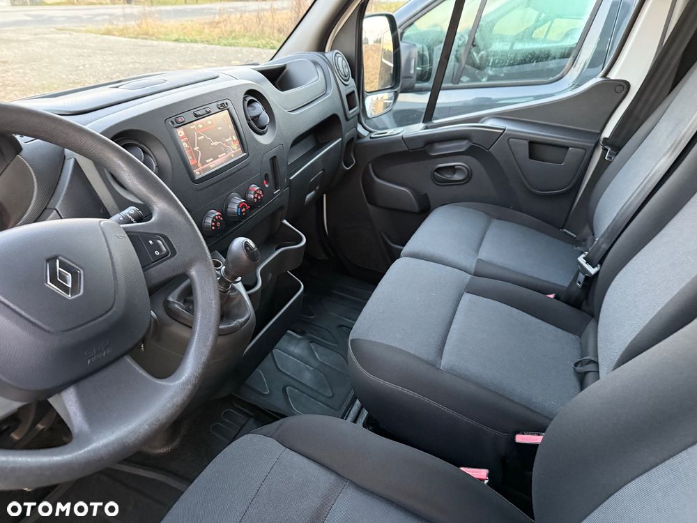 Renault Master - 13