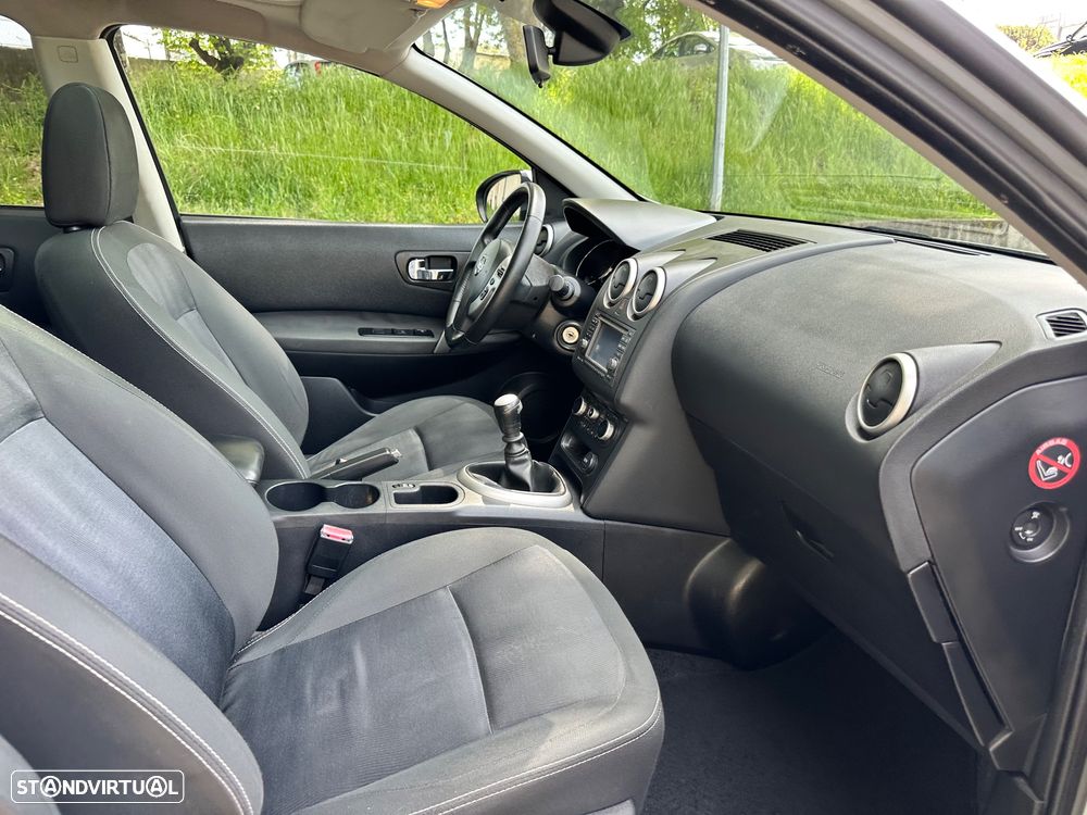 Nissan Qashqai 1.5 dCi Tekna Sport 18 129g - 42