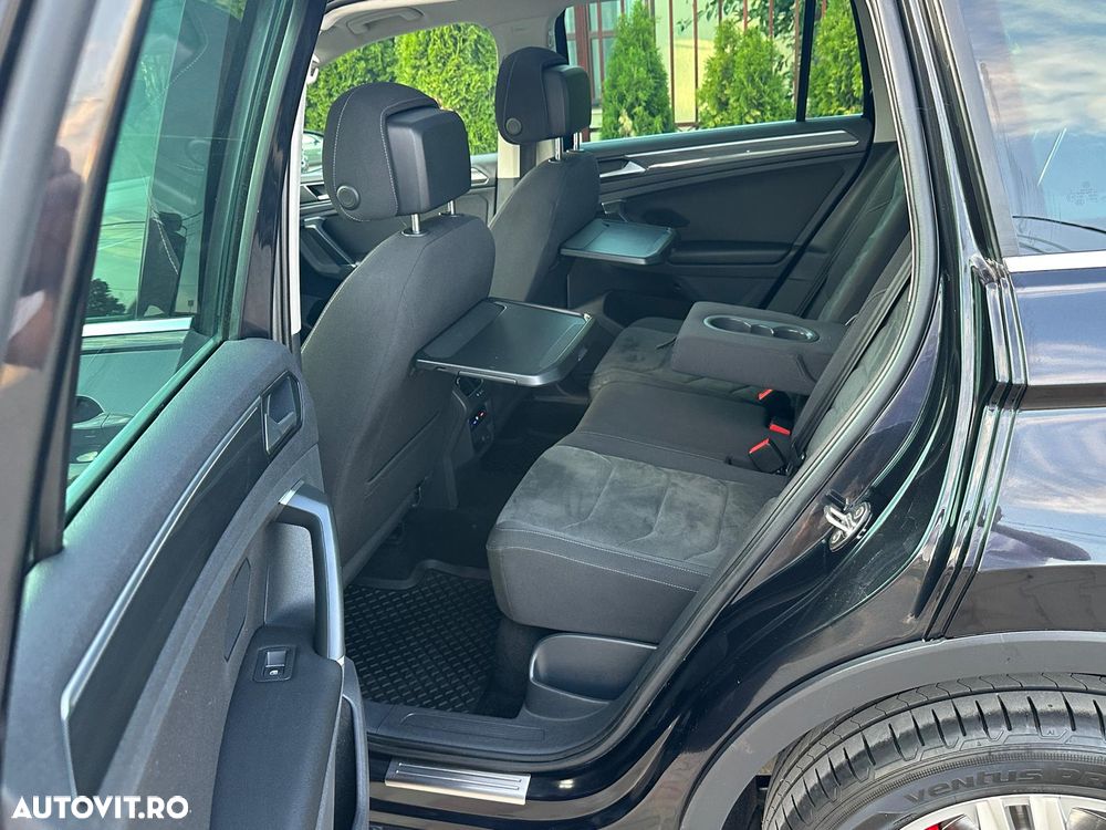 Volkswagen Tiguan 2.0 TDI SCR 4MOTION BlueMotion Technology DSG Exclusive - 11