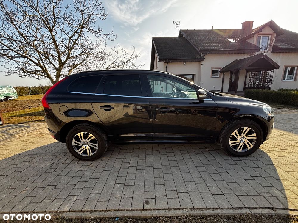 Volvo XC 60 D4 Geartronic Momentum - 2