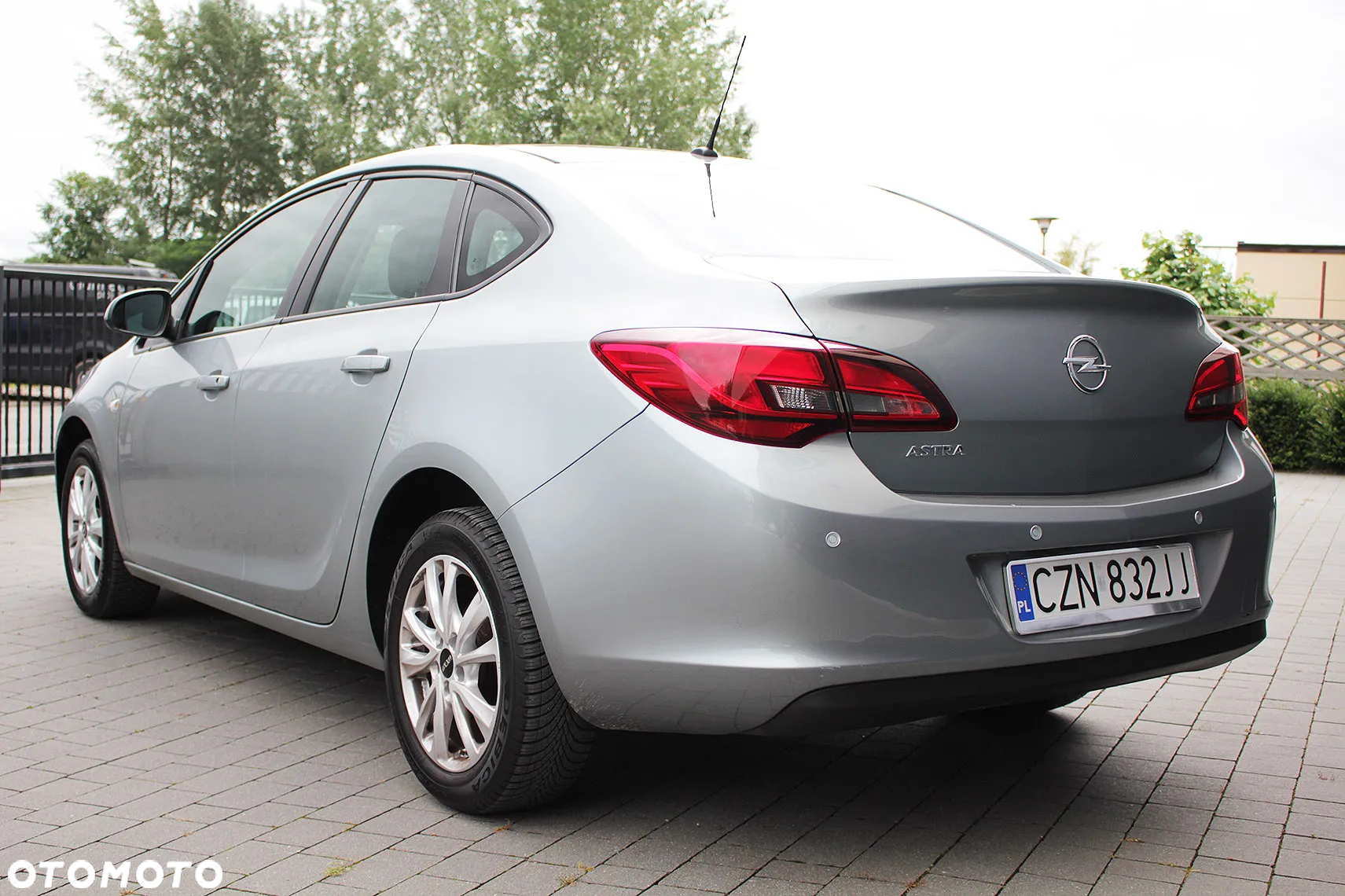Opel Astra IV 1.4 Active EU6 - 9