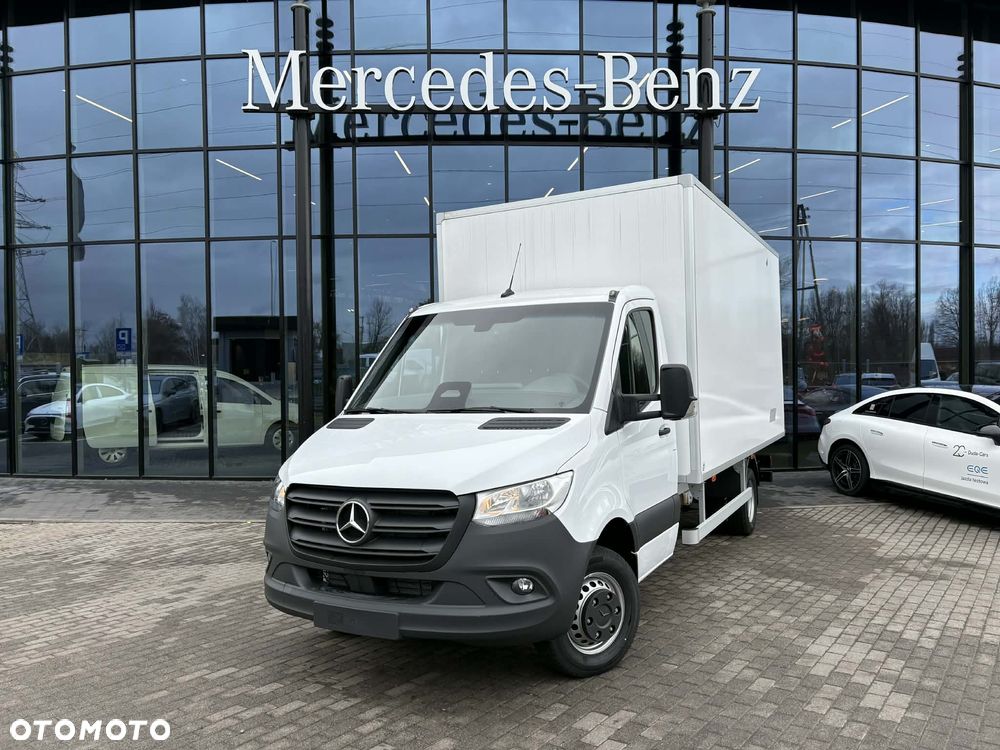 Mercedes-Benz Sprinter - 1