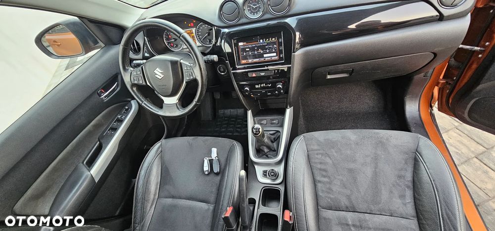 Suzuki Vitara 1.6 (4x4) Allgrip Comfort+ - 16