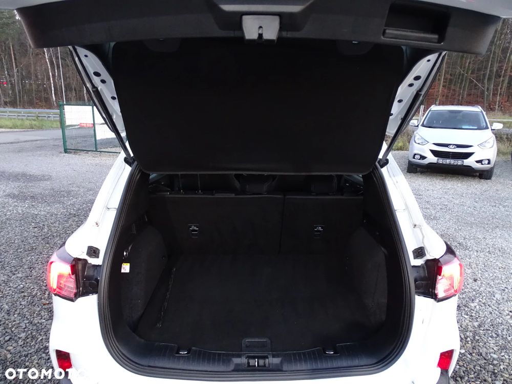 Ford Kuga 1.5 EcoBoost FWD Edition ASS MMT6 - 12