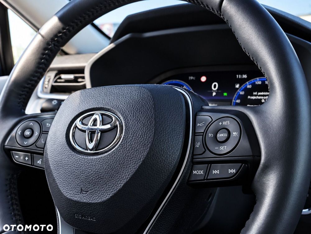 Toyota RAV4 - 16