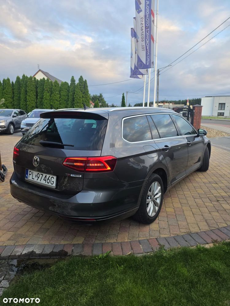 Volkswagen Passat 1.6 TDI (BlueMotion Technology) DSG Comfortline - 8
