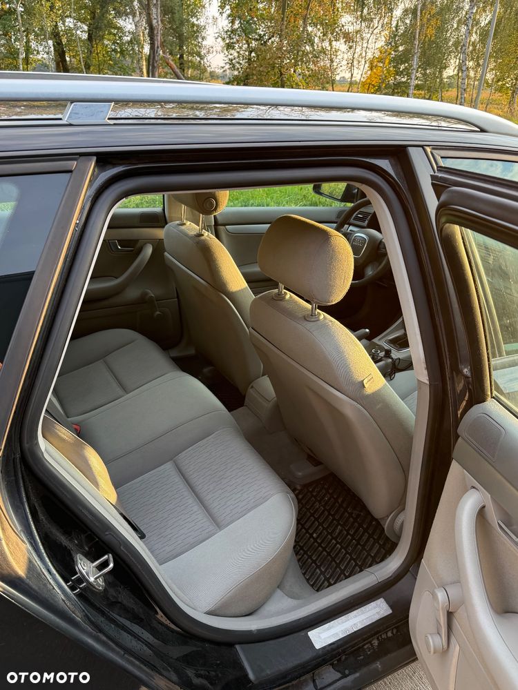 Audi A4 Avant - 10