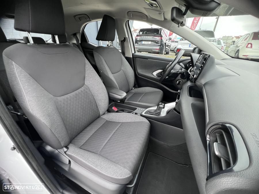 Toyota Yaris 1.5 HDF Comfort Plus - 23