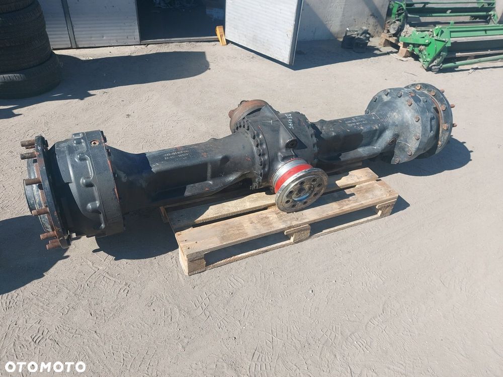 OŚ MOST TYŁ 4474051332 4474451129-B 333/T3834 MT-L-3075 FADROMA JCB 4345 - 4