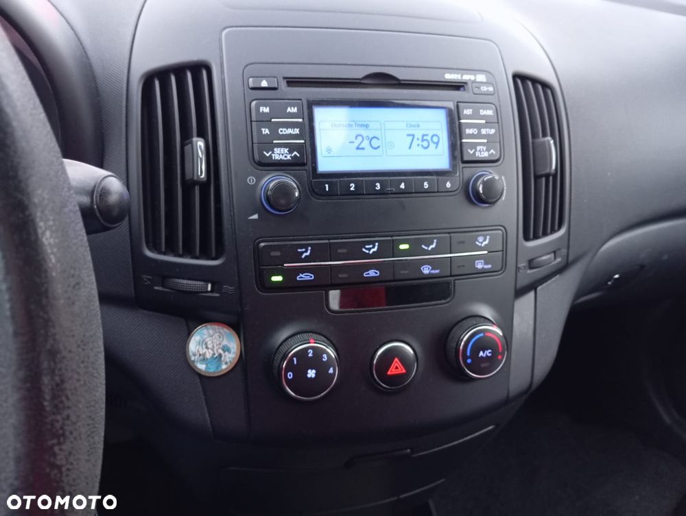 Hyundai i30 1.4 Base - 8