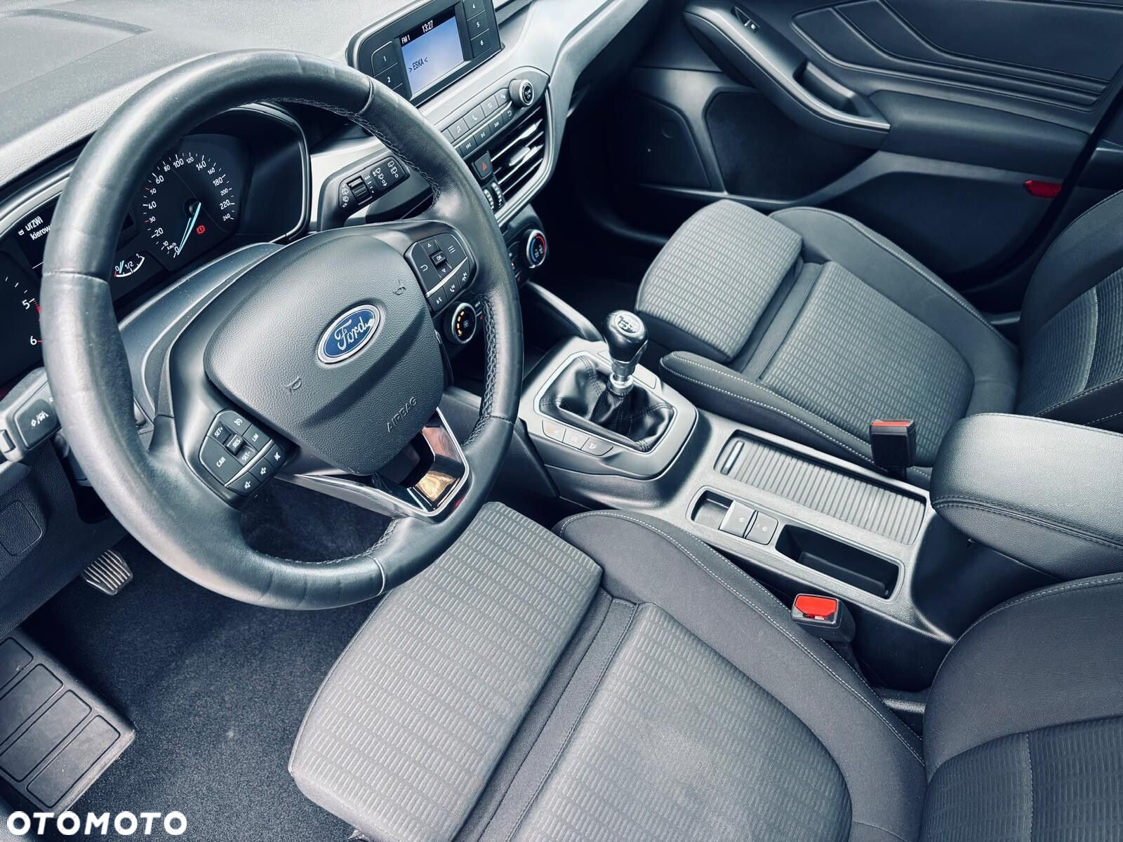 Ford Focus - 11