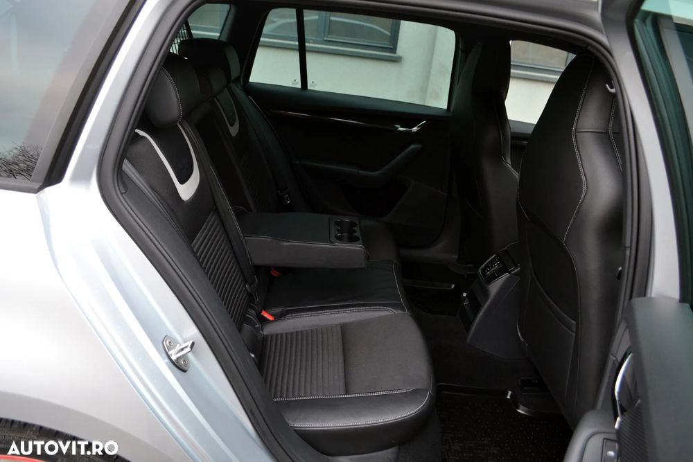 Skoda Octavia Combi 2.0 TDI (Green tec) RS - 7