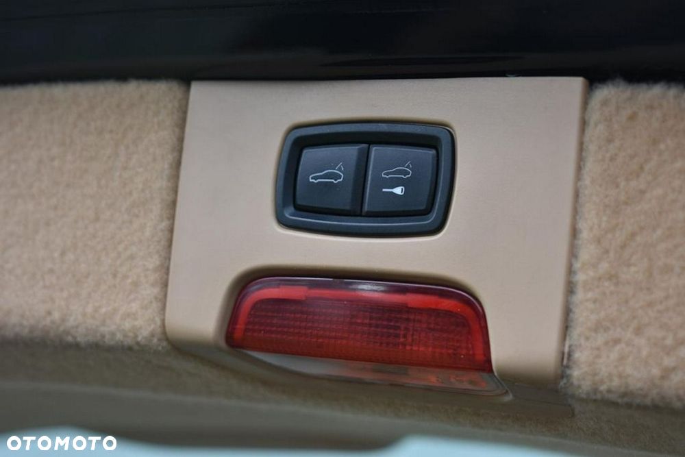 Porsche Cayenne Diesel Platinum Edition - 23