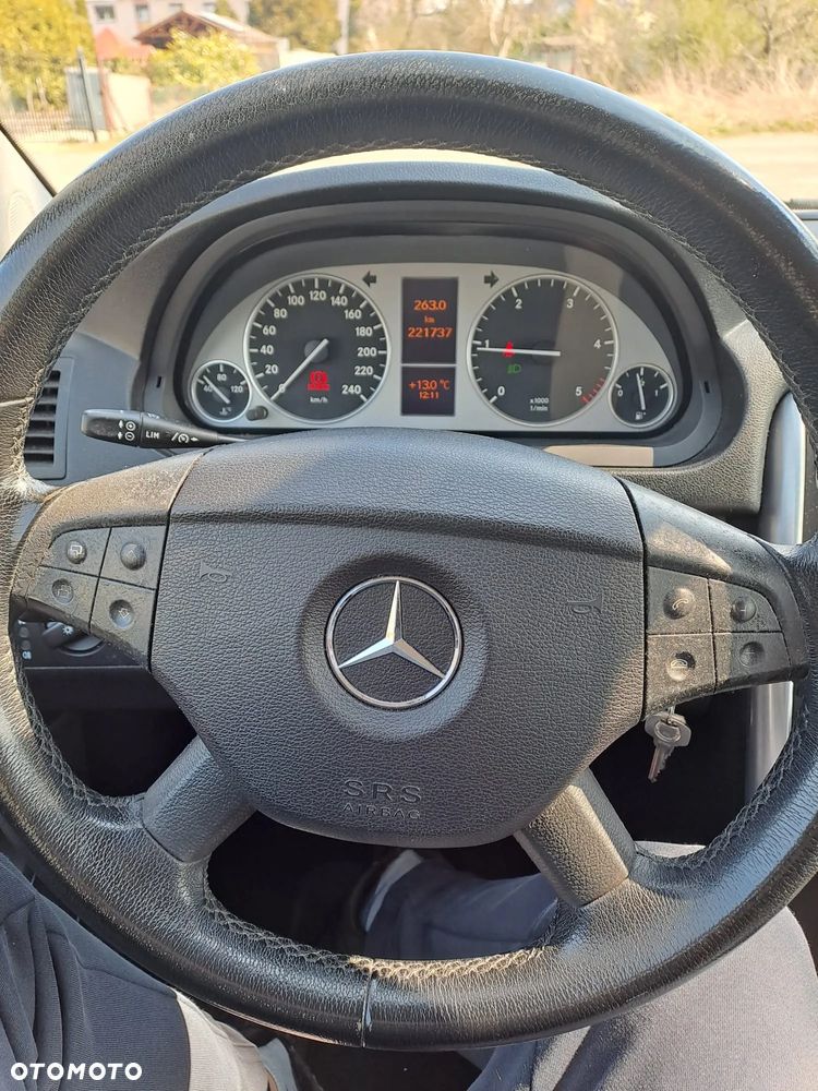 Mercedes-Benz Klasa B 180 CDI - 11