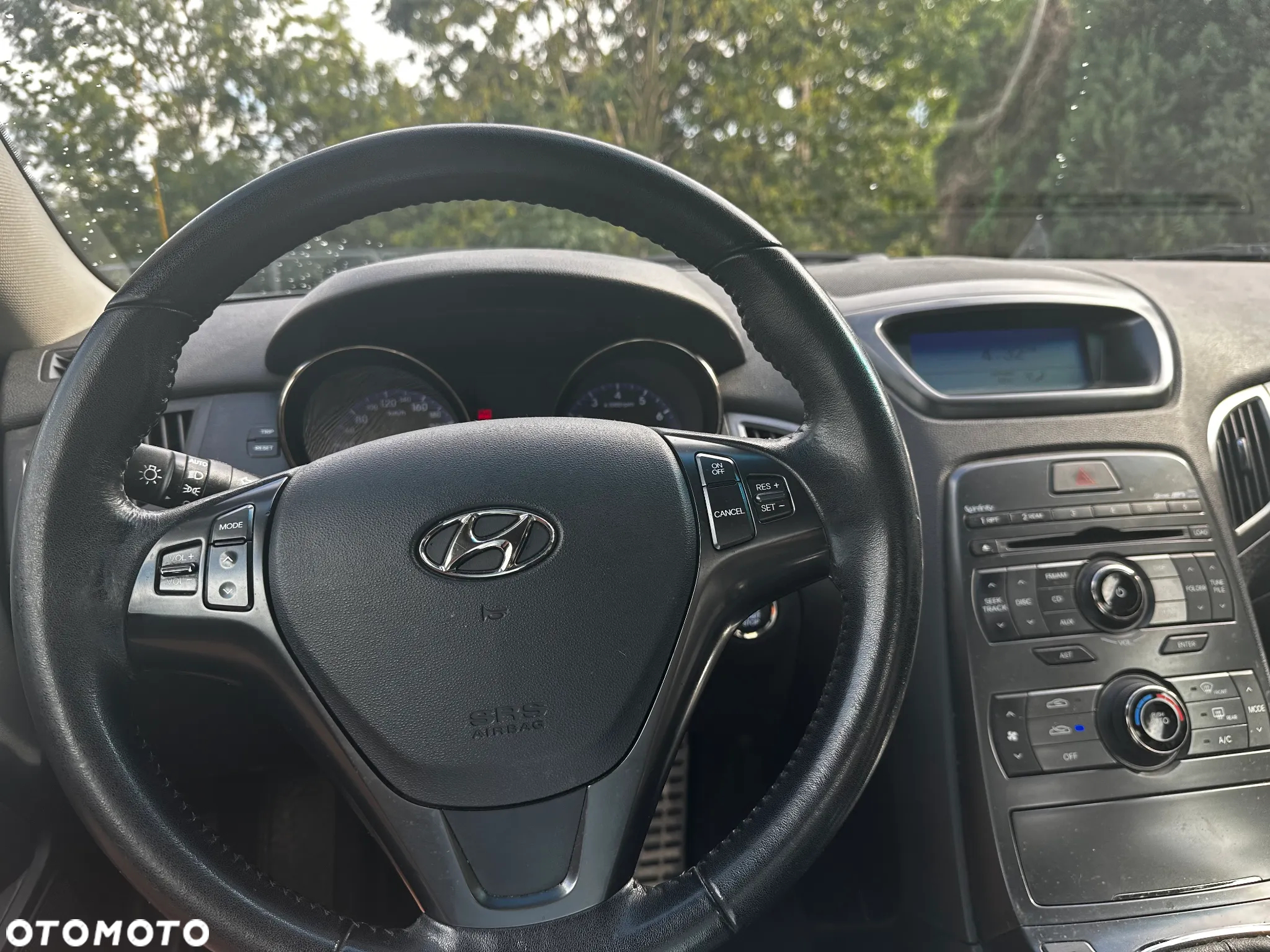 Hyundai Genesis Coupe - 16