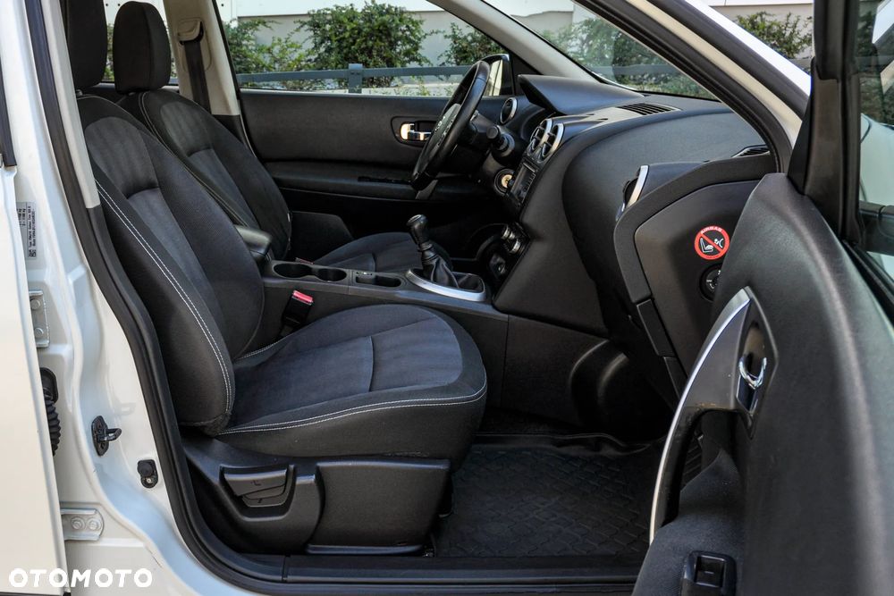 Nissan Qashqai - 10