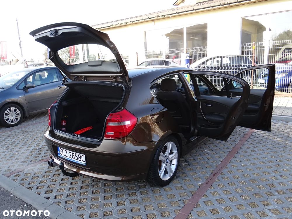 BMW Seria 1 116i Edition Sport - 9