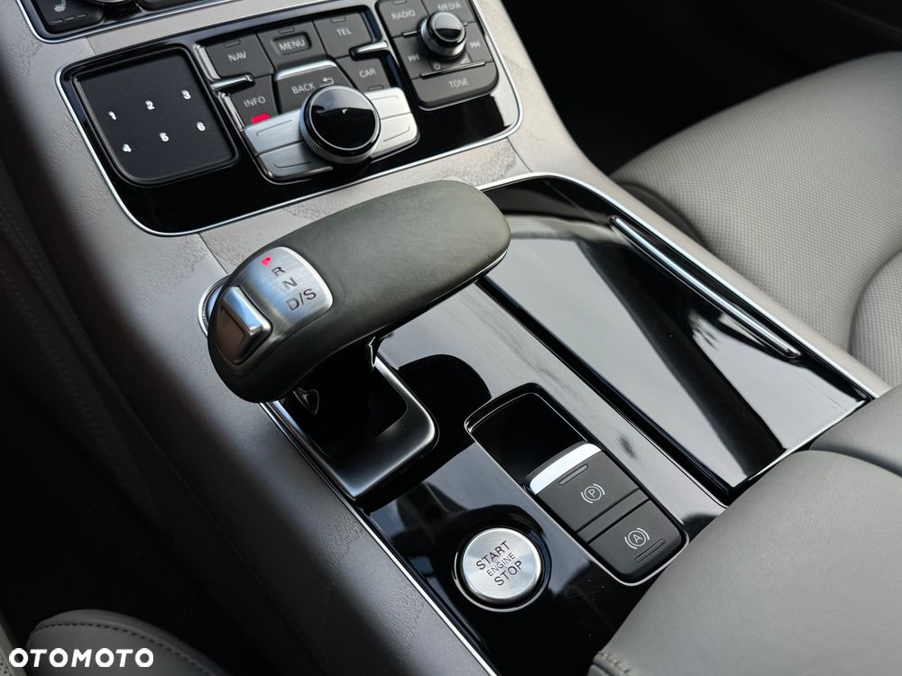 Audi A8 3.0 TDI ultra DPF quattro tiptronic - 16