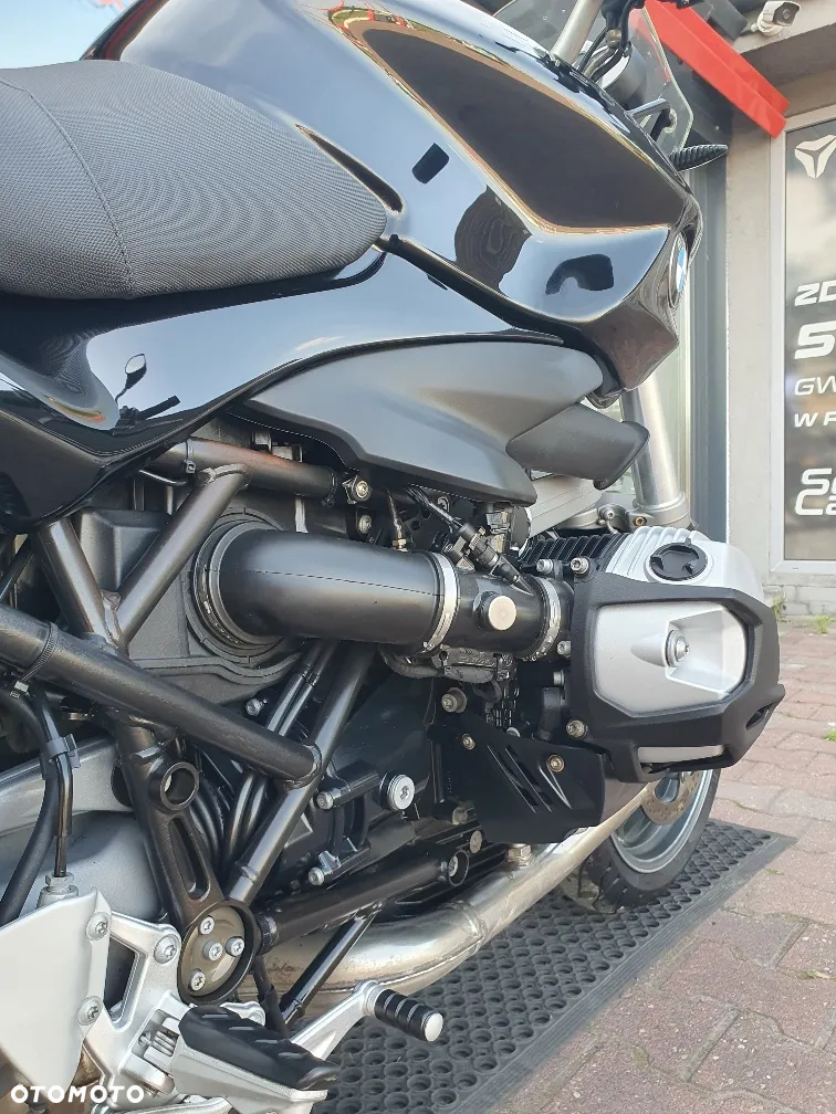 BMW R - 18
