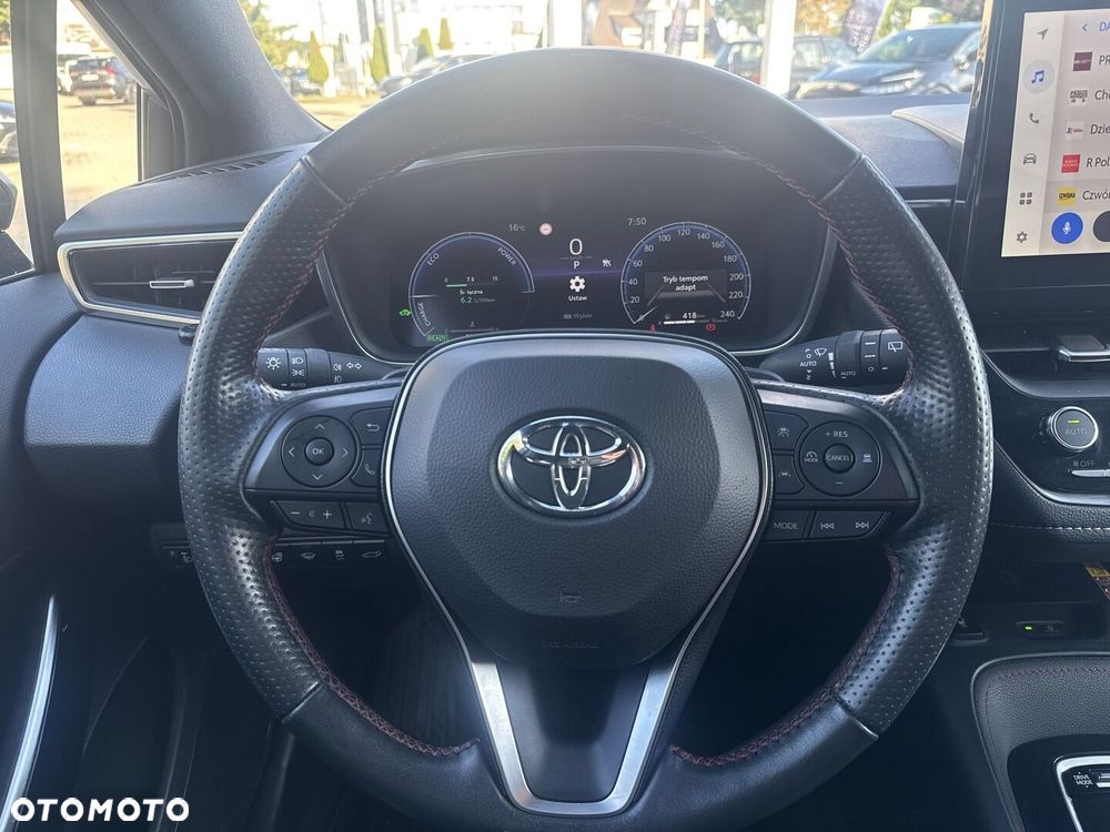 Toyota Corolla 2.0 Hybrid GR Sport Dynamic - 22