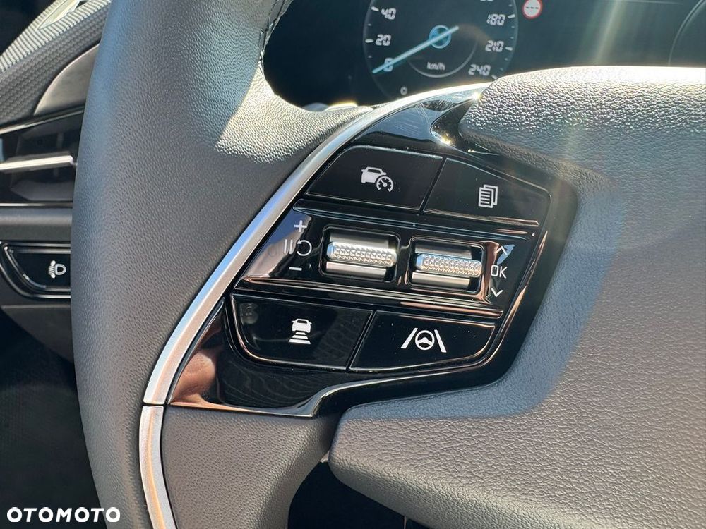 Kia Niro 1.6 GDI Hybrid Business Line - 17