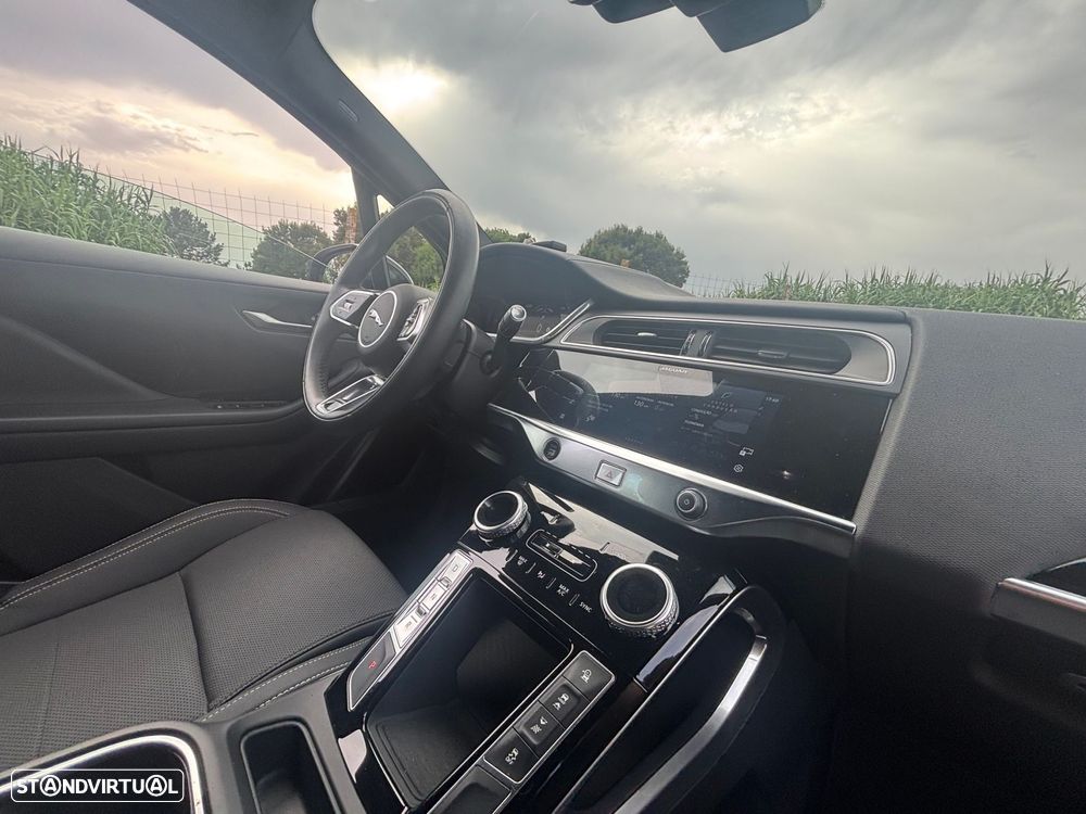 Jaguar I-Pace EV400 R-Dynamic HSE AWD - 28