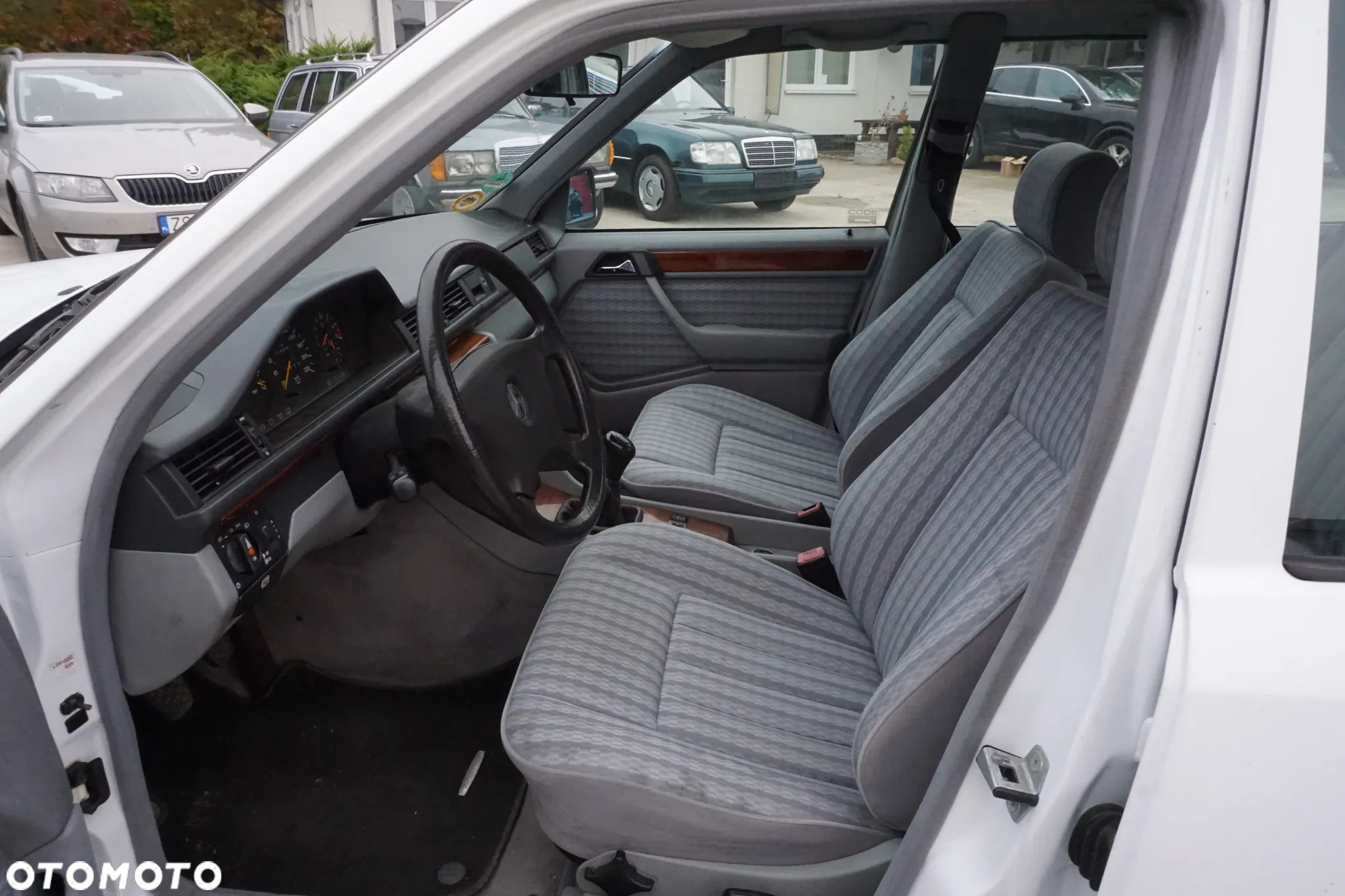 Mercedes-Benz W124 (1984-1993) - 7
