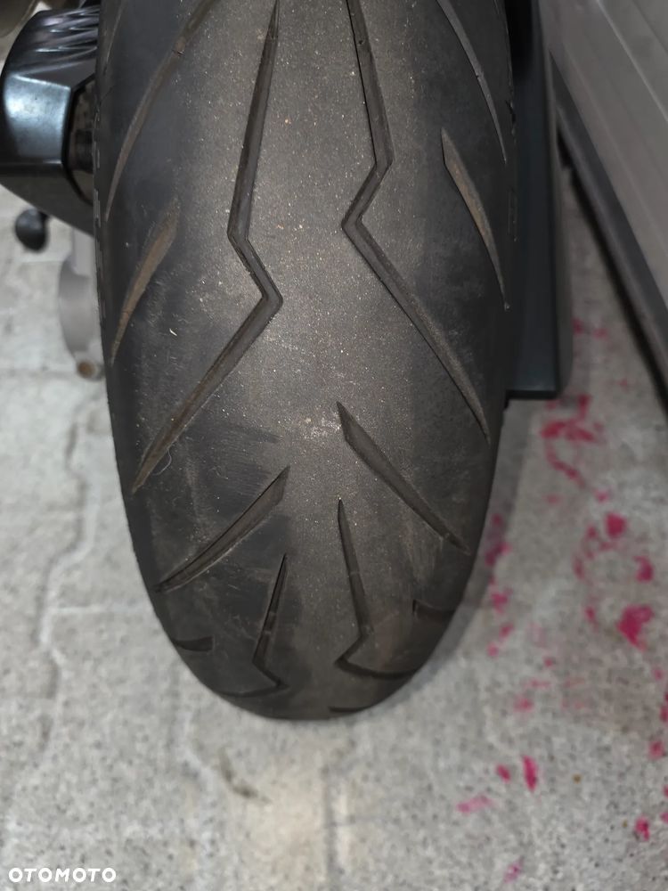 Aprilia SRV 850 - 15