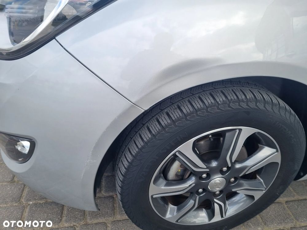 Hyundai ix20 1.6 Automatik Fifa World Cup Edition - 34