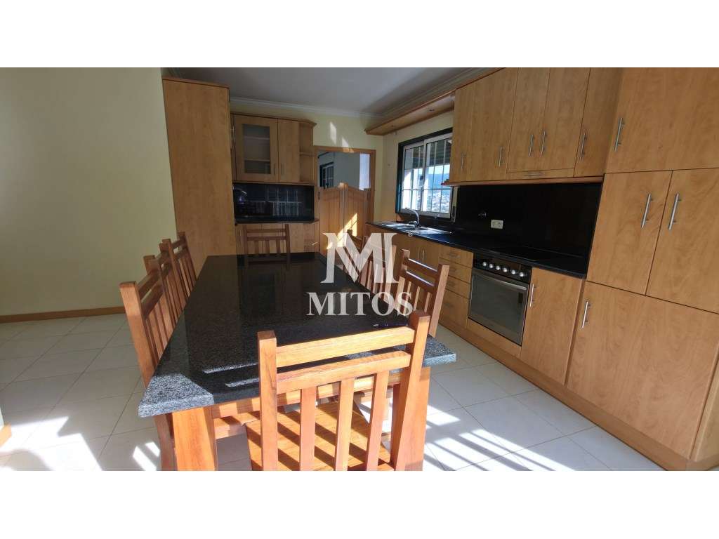 Moradia T5 Bifamiliar situada em Vilarelho (Caminha) - Grande imagem: 2/39