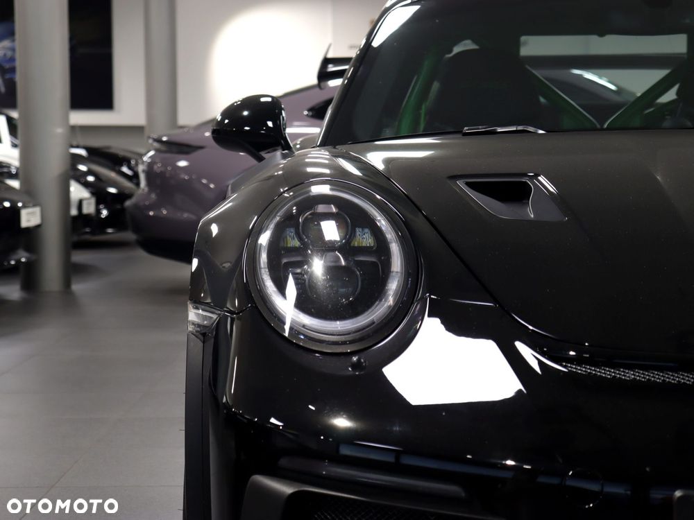 Porsche 911 GT3 RS - 9