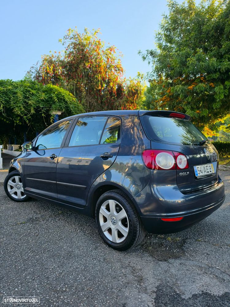 VW Golf Plus - 2
