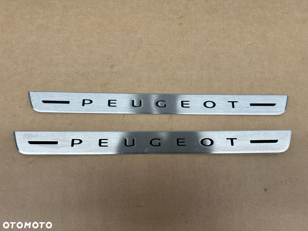 Peugeot 208 II listwa progowa nakładka 9828373080 - 1