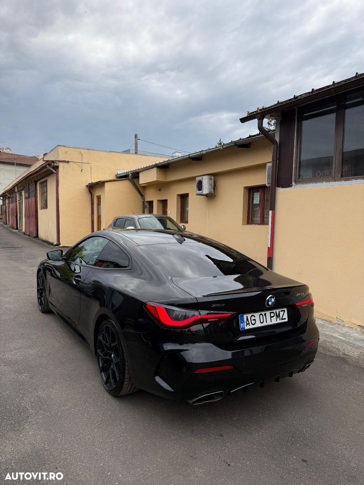 BMW M4 M440i xDrive AT MHEV - 2