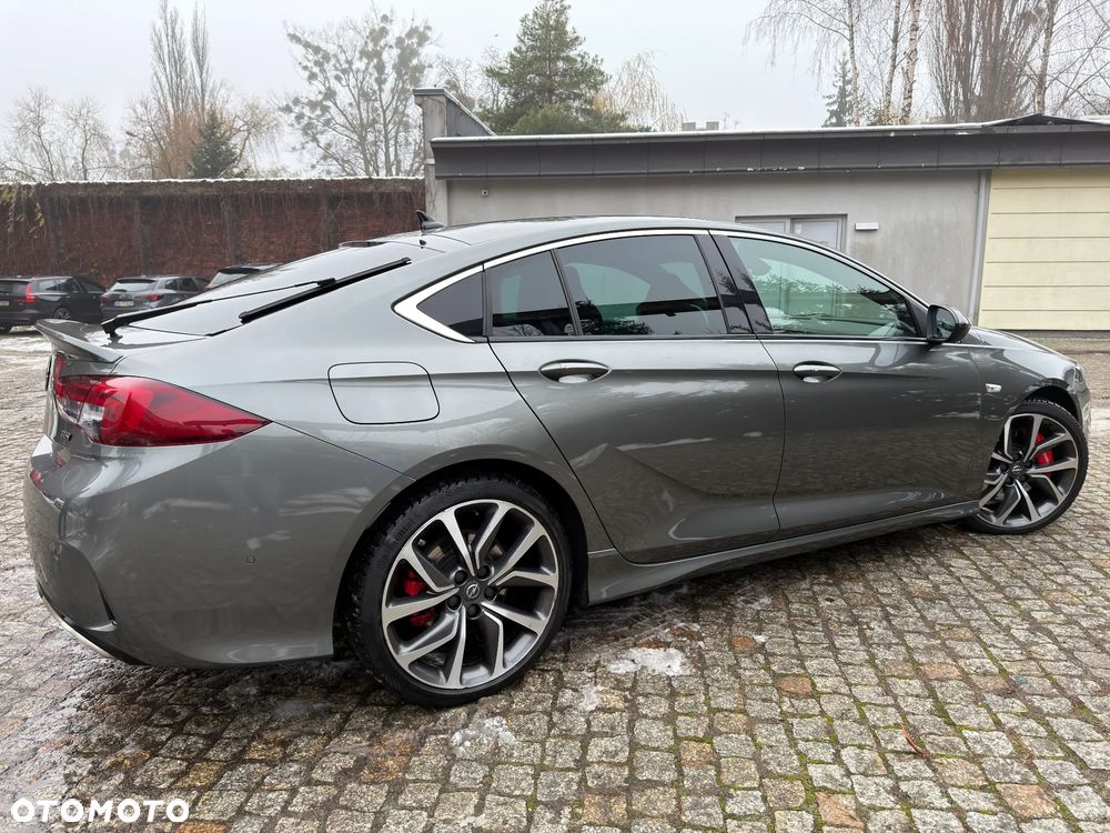 Opel Insignia 2.0 CDTI 4x4 GSi S&S - 5