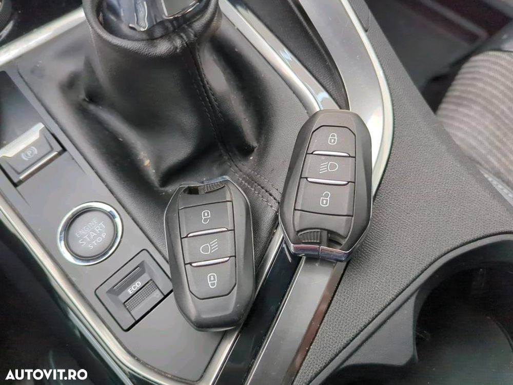 Peugeot 3008 1.5 BlueHDI 130 S&S BVM6 Allure Pack - 17