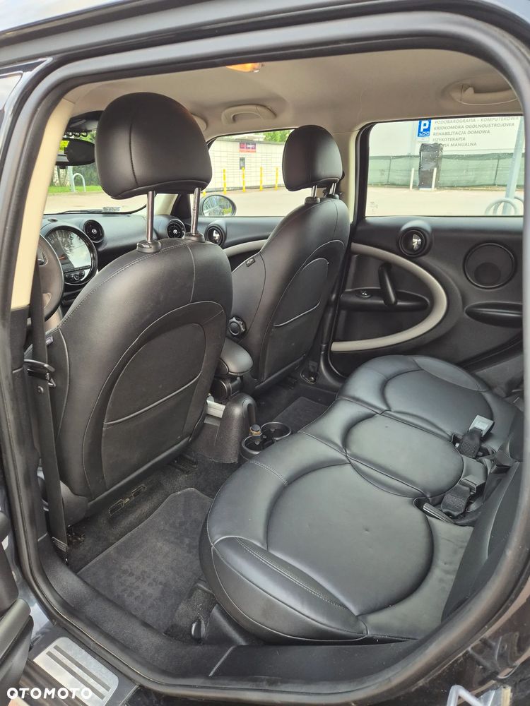 MINI Countryman Cooper D ALL4 - 16