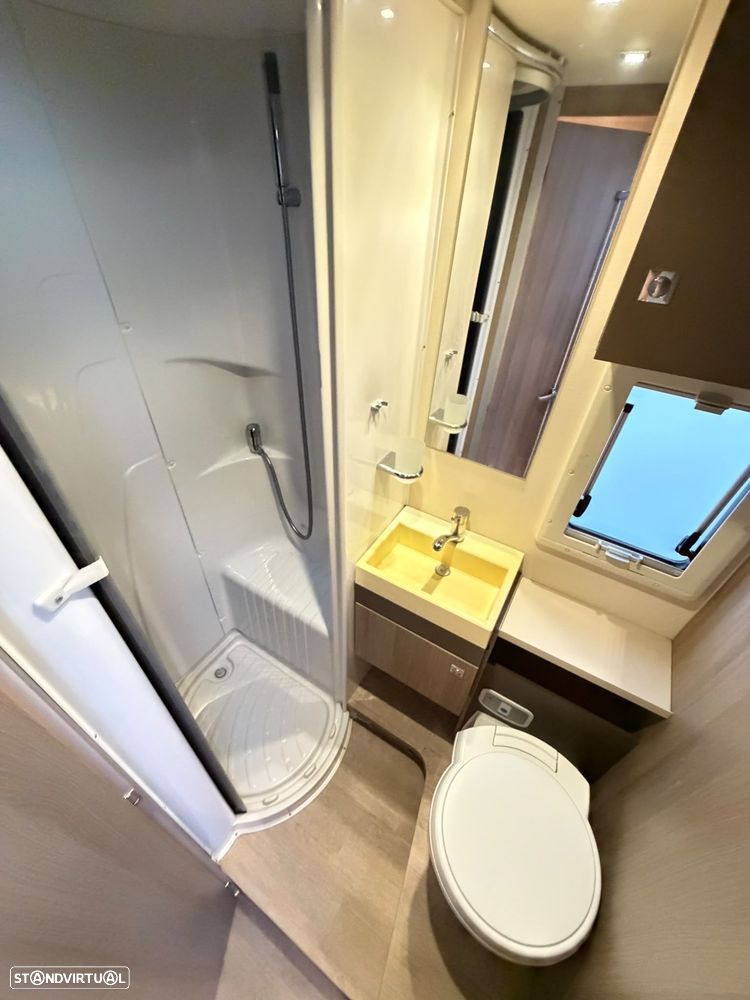 Chausson Flash Ford Transit - 12