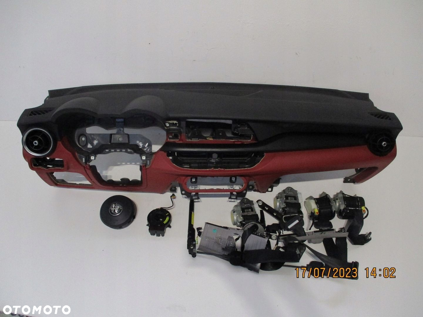 Konsola pulpit deska ALFA ROMEO STELVIO - 2