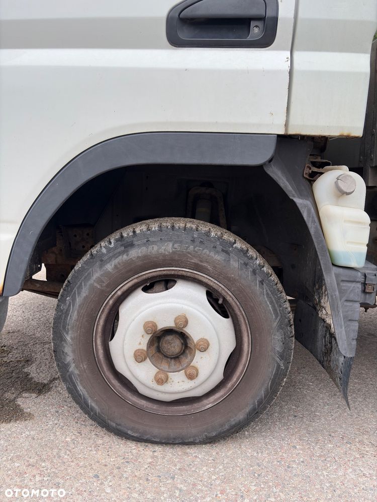 Mitsubishi Fuso Canter - 5