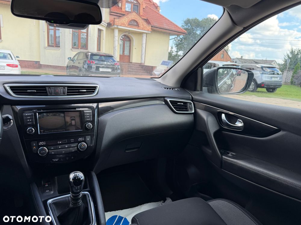 Nissan Qashqai 1.3 DIG-T Tekna - 12