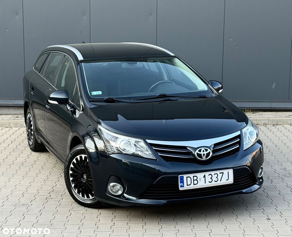 Toyota Avensis 2.0 D-4D Edition (2014) - 18